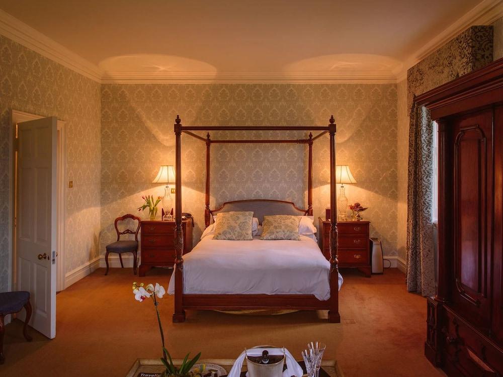 Waterford Castle Hotel & Golf Resort Ballinakill  Экстерьер фото
